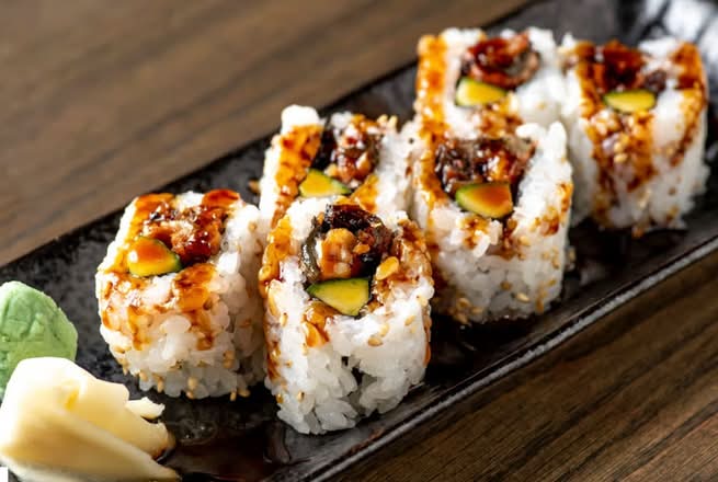 M17 Eel avocado roll 烤鳗鱼牛油果卷